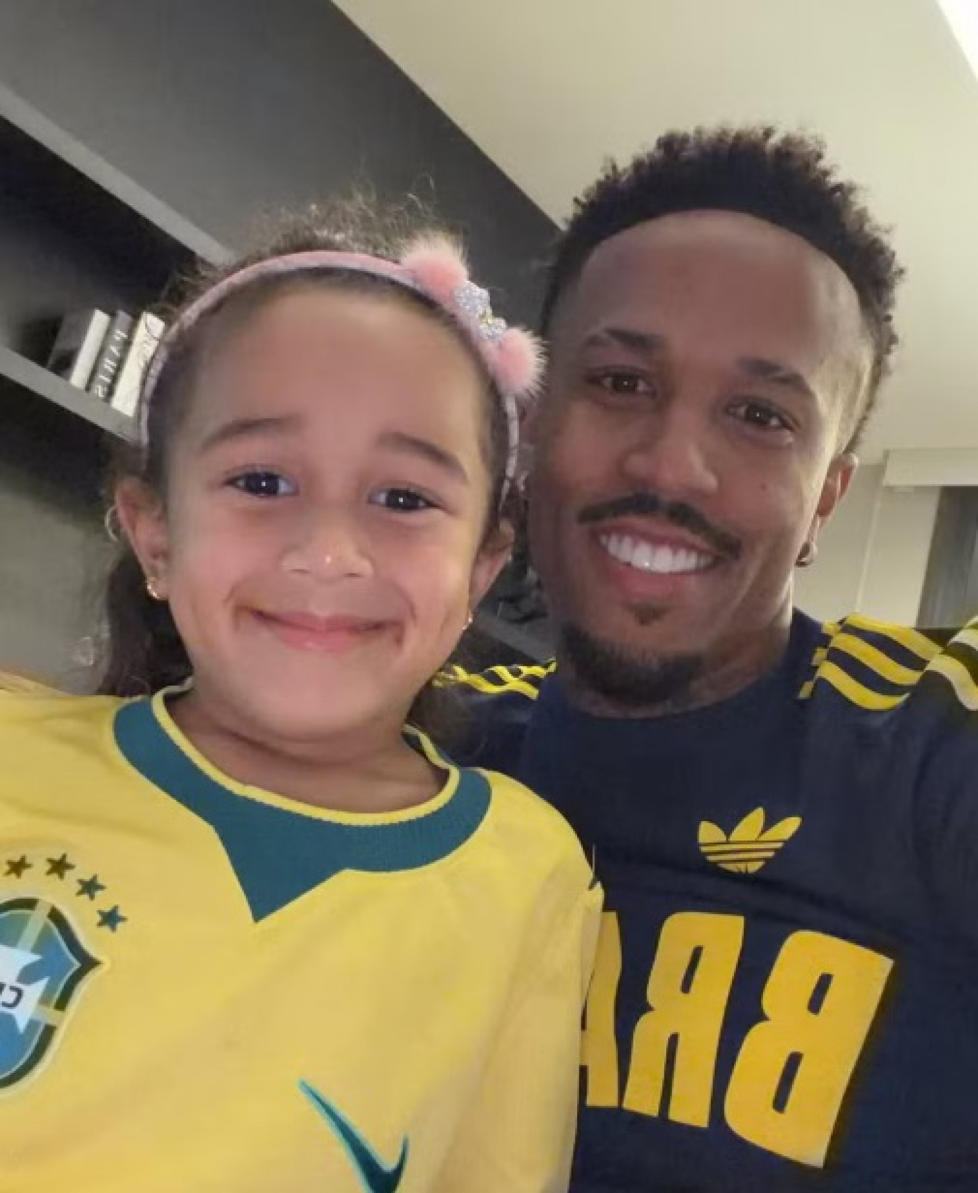 Éder Militão homenageia a filha pelos 4 anos: 'Minha alegria' - Reprodução Instagram
