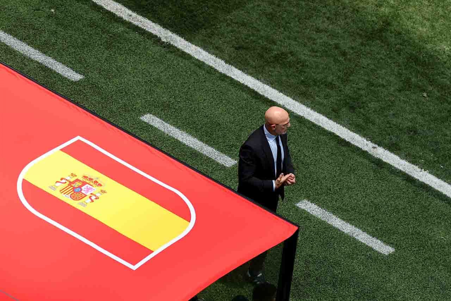 “Fran&ccedil;a est&aacute; t&atilde;o preocupada quanto a gente”, diz t&eacute;cnico da Espanha antes da semifinal
