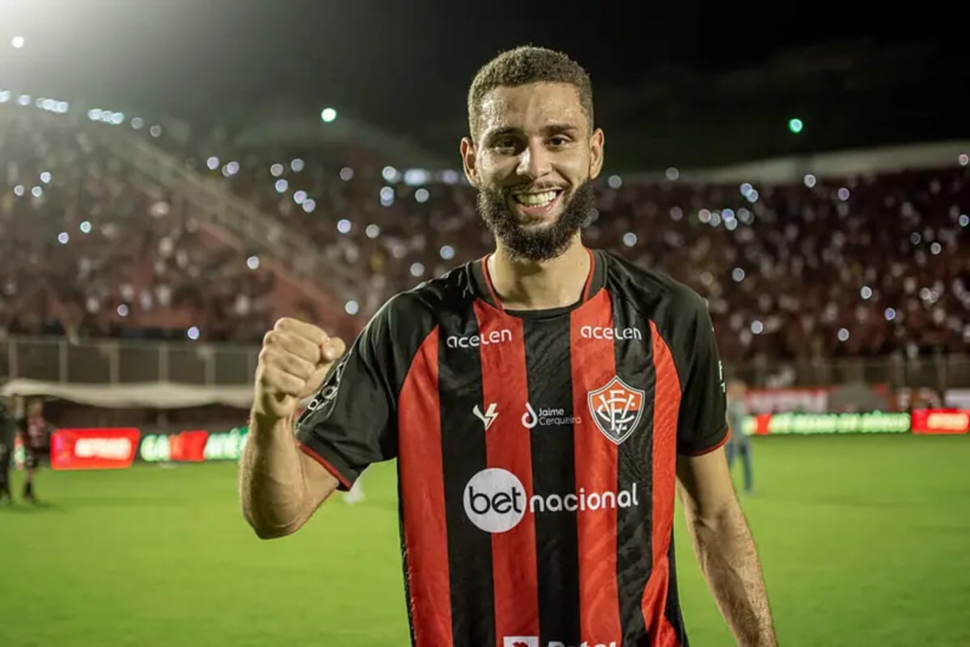 Vit&oacute;ria tenta recontratar Wagner Leonardo e Gr&ecirc;mio avalia proposta