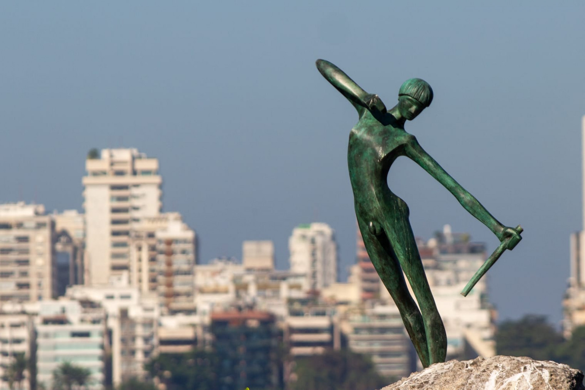 Estátua do Curumim da Lagoa Rodrigo de Freitas foi alvo de novos furtos após extensa reforma - Érica Martin / Agência O DIA