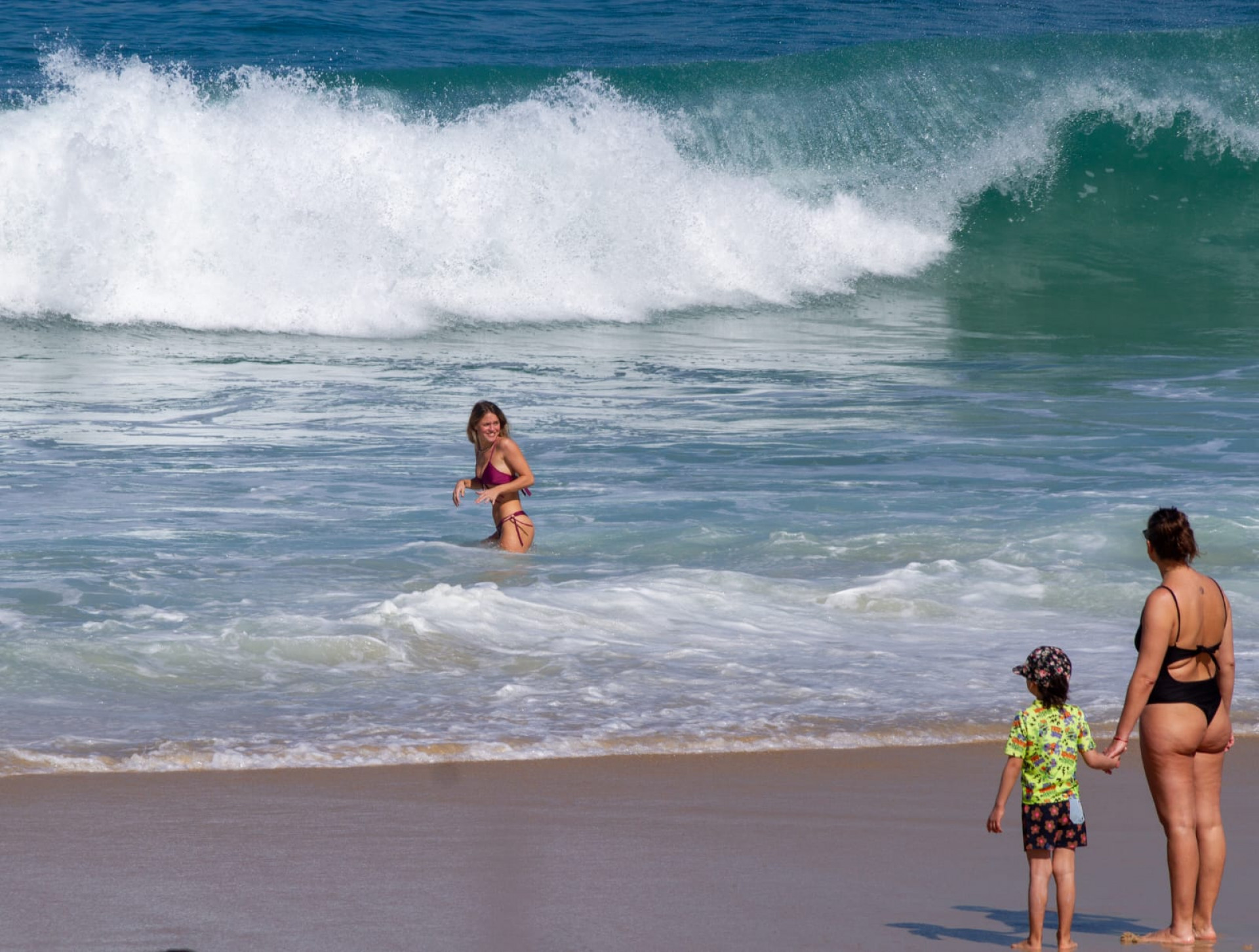 Cariocas aproveitaram o mar na Praia do Arpoador - Érica Martin / Agência O Dia
