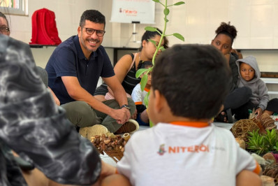 Diálogo com a comunidade escolar em Pendotiba