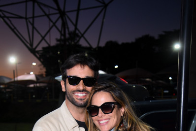 Wanessa desembarca em São Paulo com o namorado