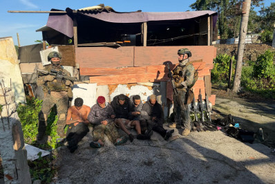 Operação do Bope tem nove presos e fuzis apreendidos em Vargem Pequena