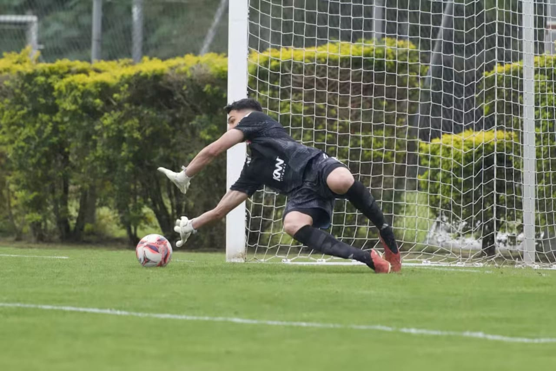 Internacional &eacute; campe&atilde;o do Gauch&atilde;o Sub-20 nos p&ecirc;naltis