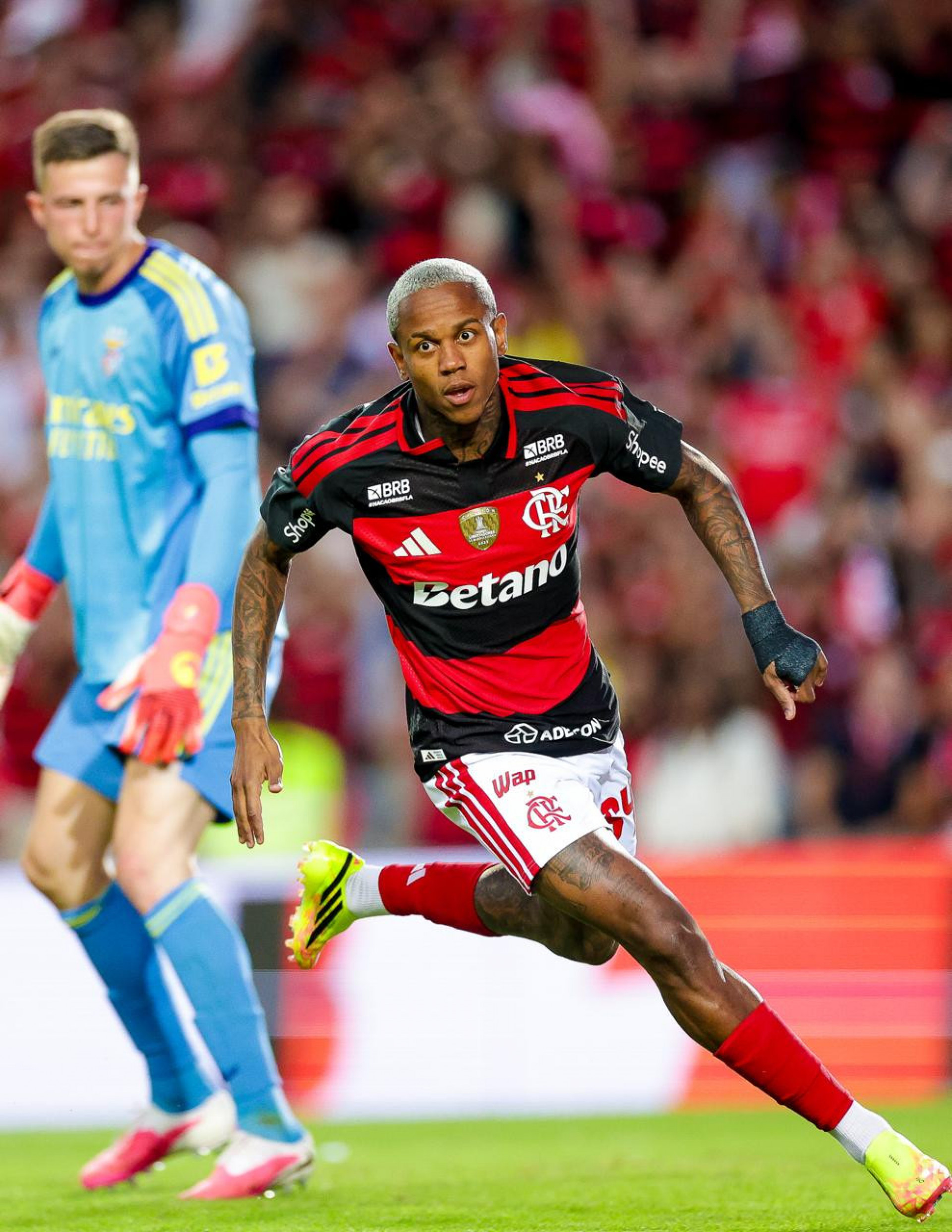 Wallace Yan, do Flamengo, deve refor&ccedil;ar o Red Bull Bragantino - Gilvan de Souza / Flamengo