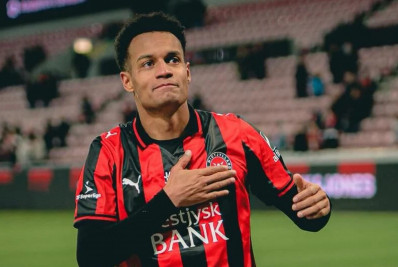 Botafogo encaminha a contratação do lateral-esquerdo Paulinho