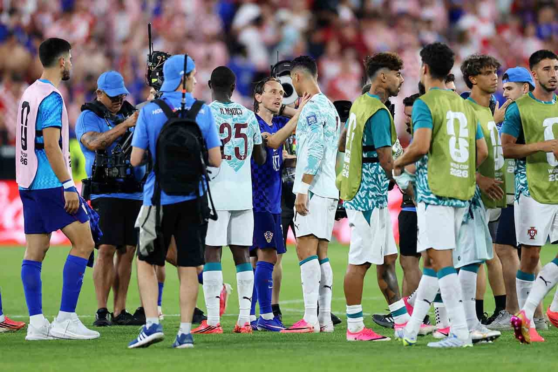 Cristiano Ronaldo, Modric e Pepe aproveitam f&eacute;rias na Espanha