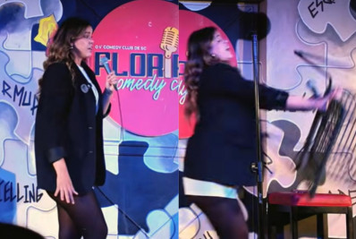 Comediante é agredida com cadeirada em show