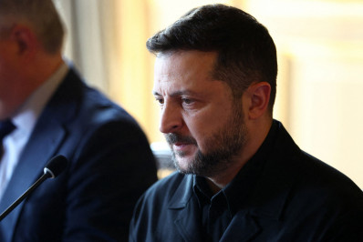 Zelensky pede apoio europeu para defesa contra mísseis russos