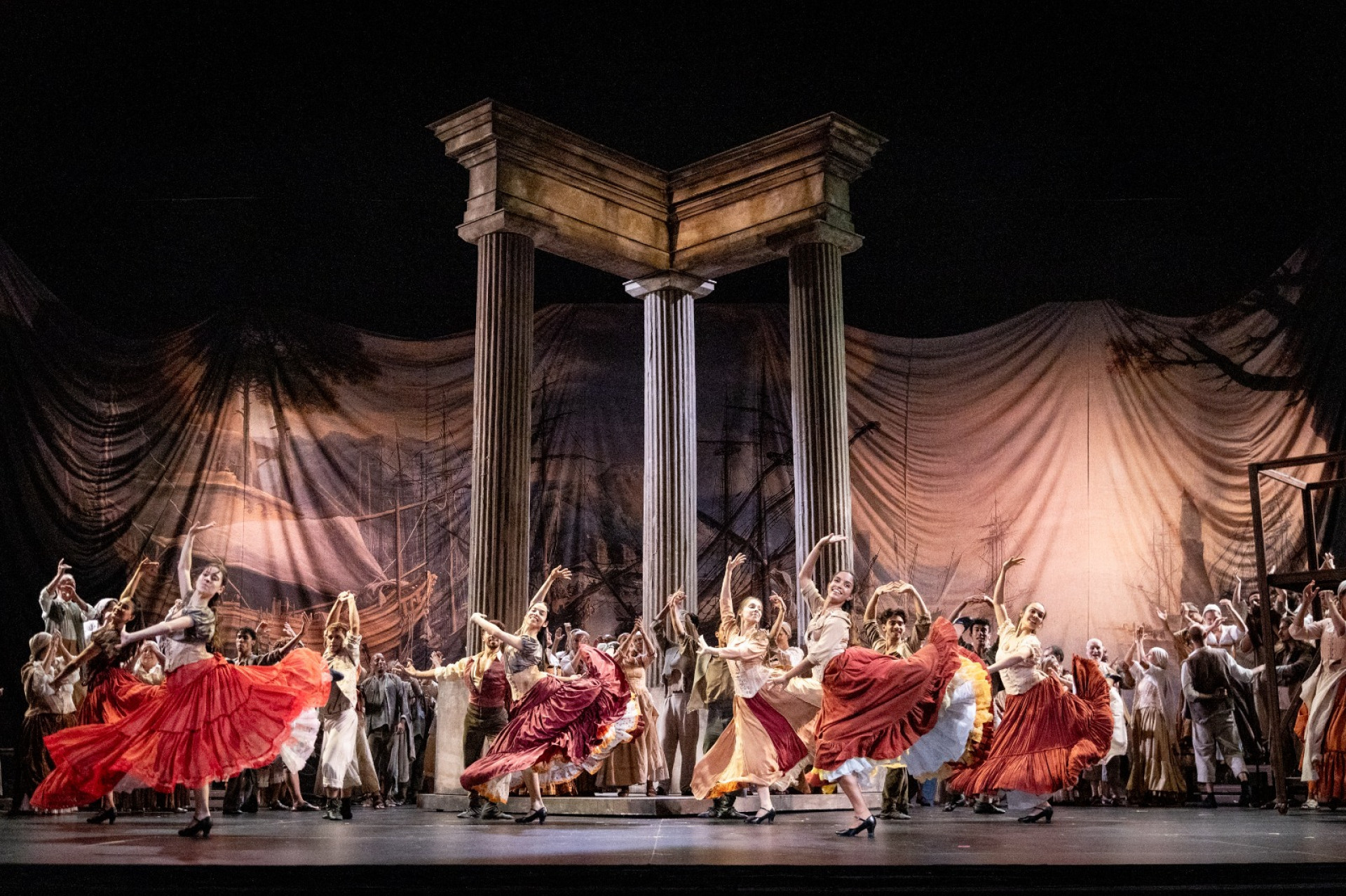 Ópera 'Salvator Rosa' terá sessão gratuita no aniversário do Theatro Municipal
- Divulgação / Daniel Ebendinger