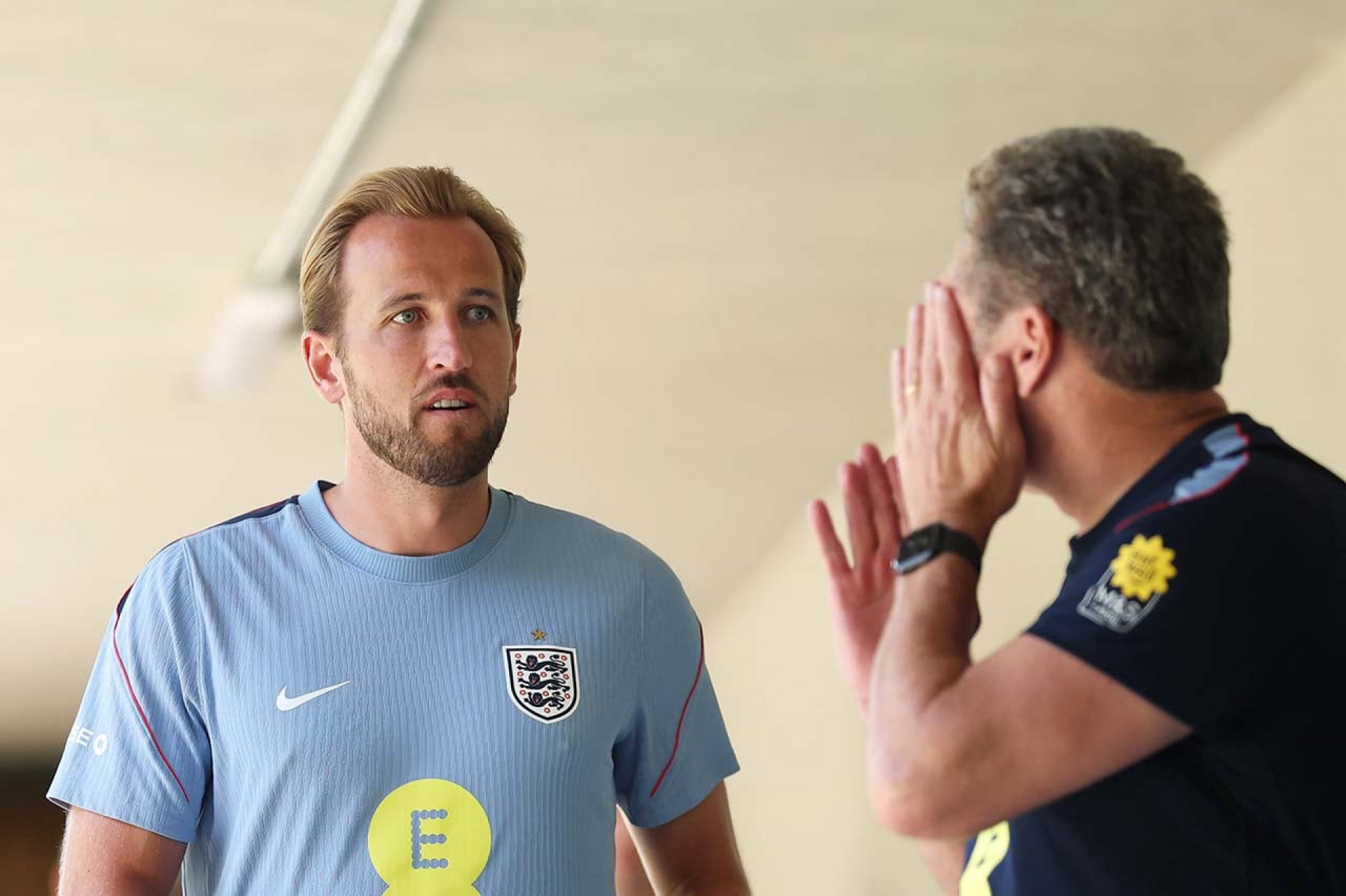 Kane coloca panos quentes na treta da Inglaterra: “Tuchel quer o m&aacute;ximo de n&oacute;s”
