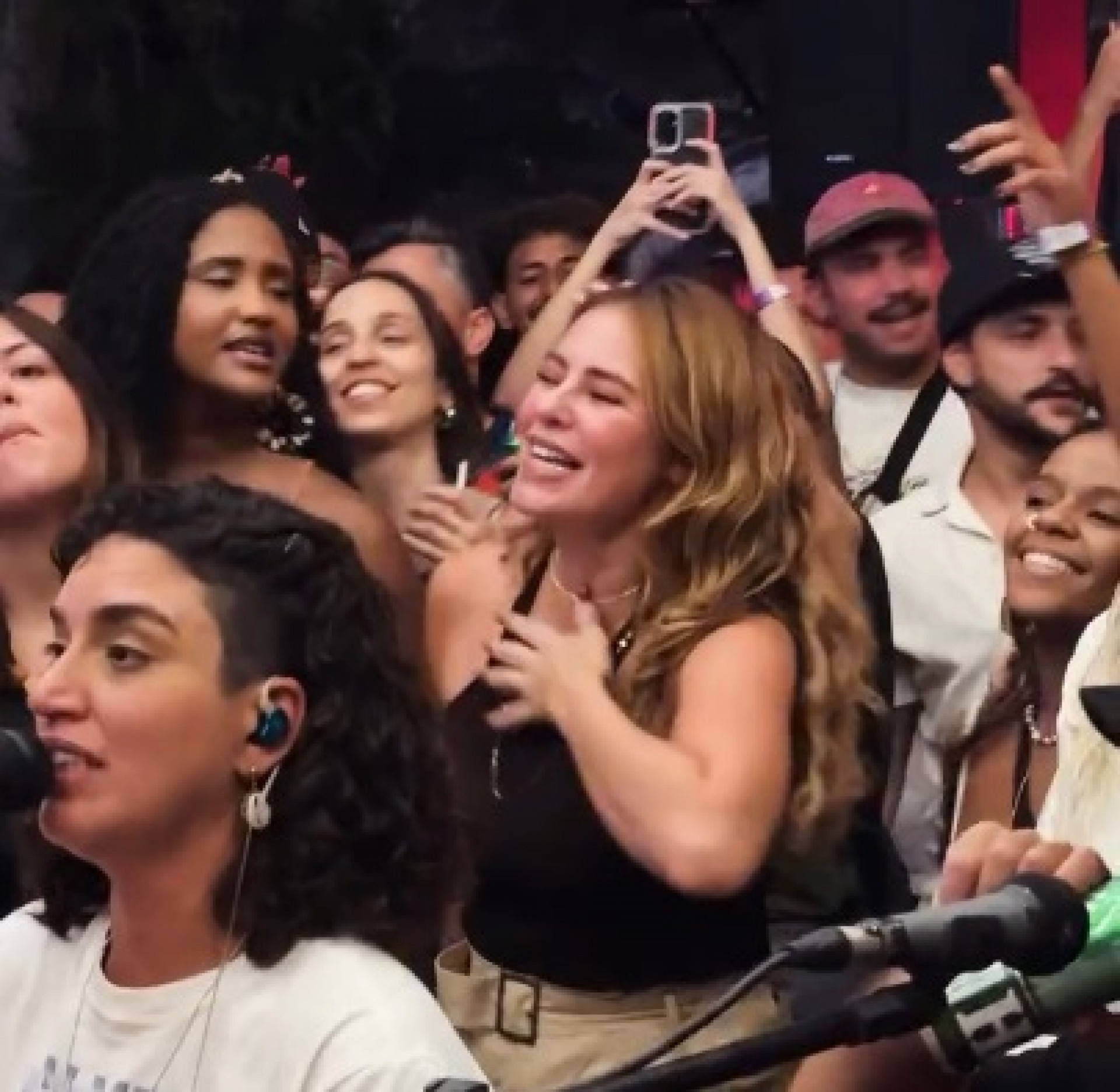 Paolla Oliveira curte roda de samba no Rio - Reprodução do Instagram