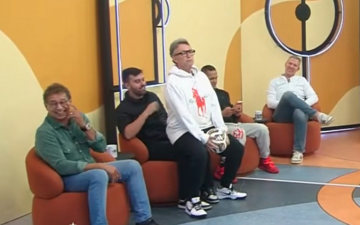 Craque Neto ironiza clique de Virginia e Vini Jr. 