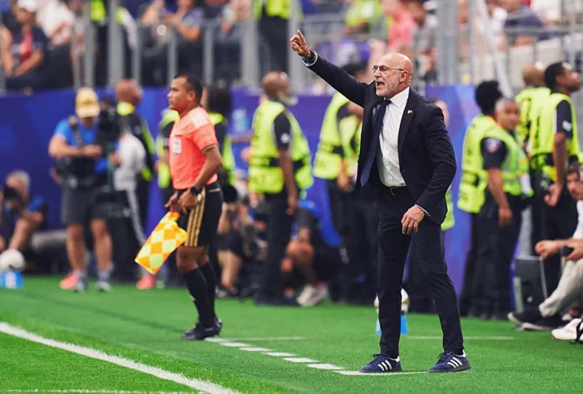Luis de la Fuente abre o cora&ccedil;&atilde;o sobre a classifica&ccedil;&atilde;o da Espanha para a final: “Falta um passo”