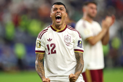 Pedro Porro celebra gol e vaga da Espanha na final: 'Meu maior sonho'