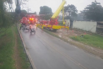 Incêndio atinge depósito em Campo Grande