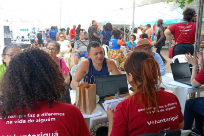 Cidade de Deus recebe feira de serviços gratuitos
