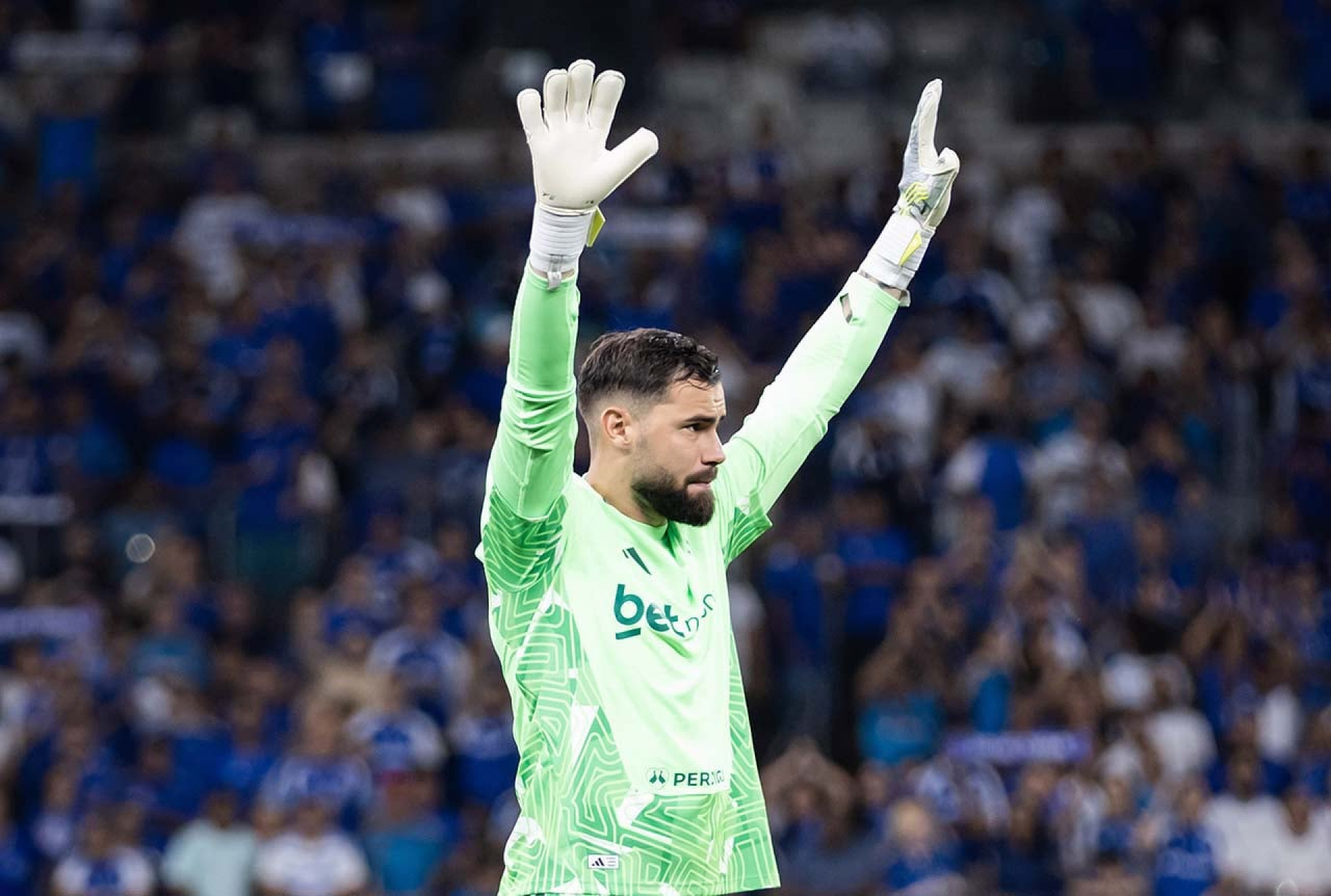 Internacional fecha por empr&eacute;stimo com Matheus Cunha