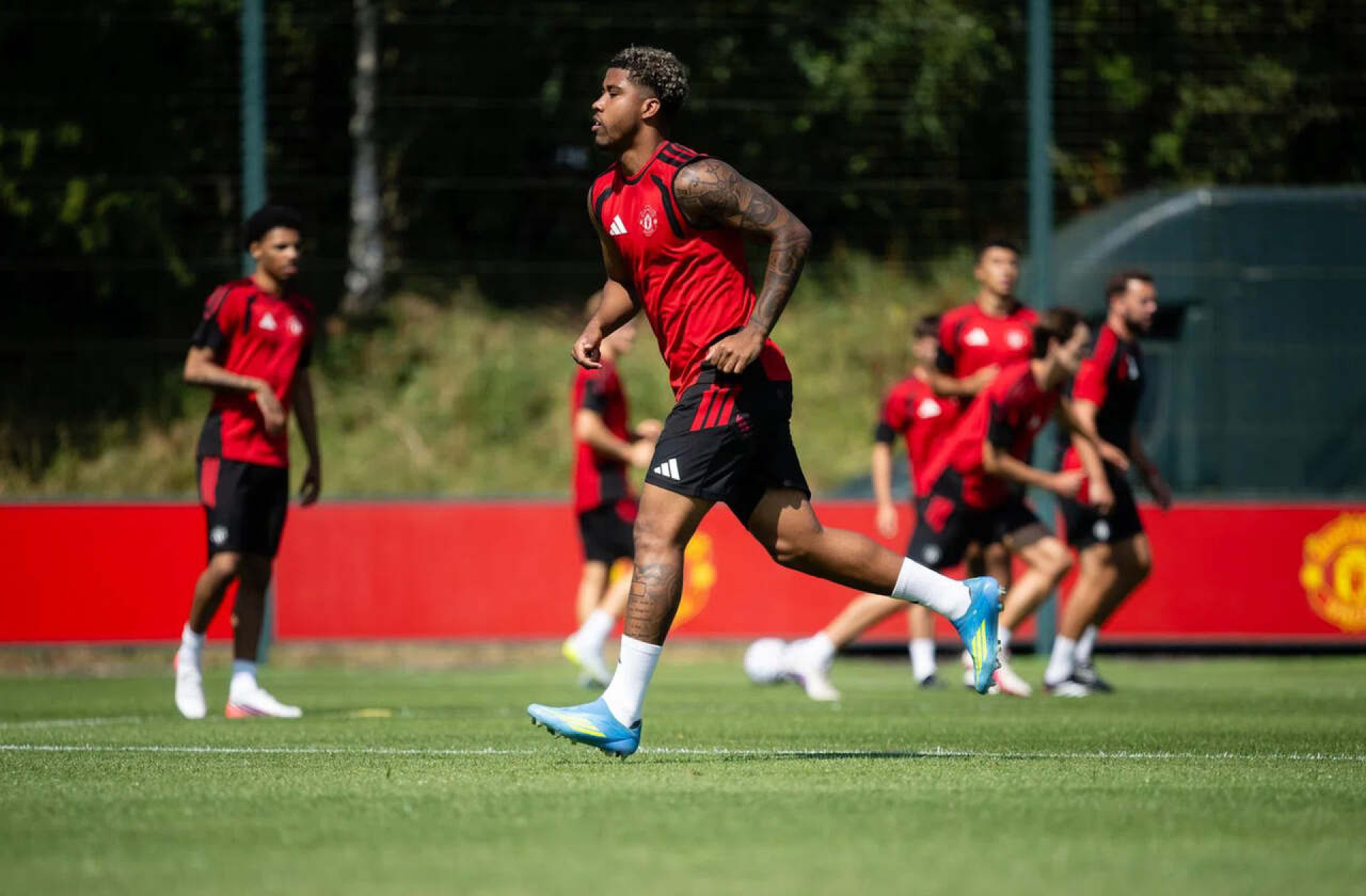 Andrey Santos gera nova receita ao Vasco ap&oacute;s acerto com Manchester United