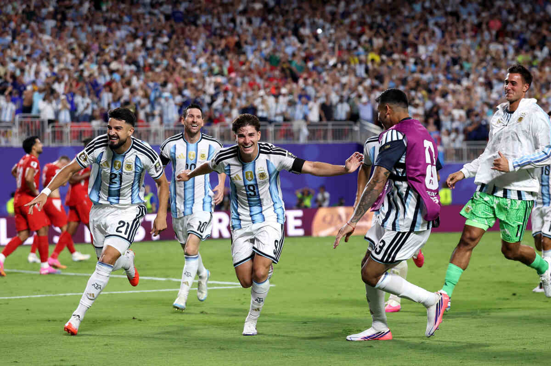 Uber Argentina cutuca ingleses antes de semi da Copa