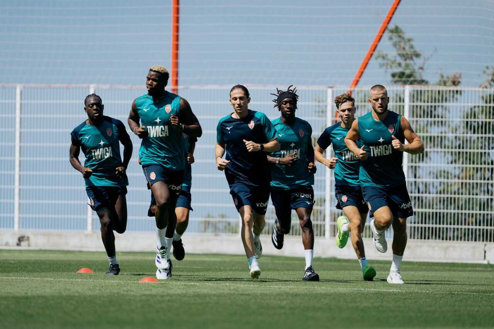 Veja quando ser&aacute; a estreia de Filipe Lu&iacute;s no Monaco