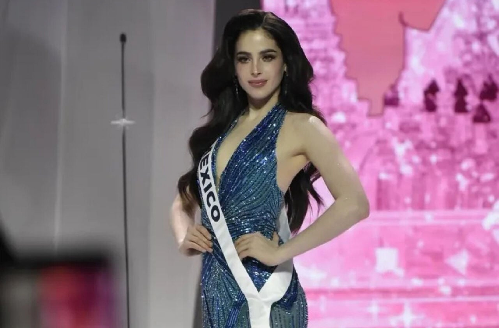 Miss nega rumores de romance com Jude Bellingham