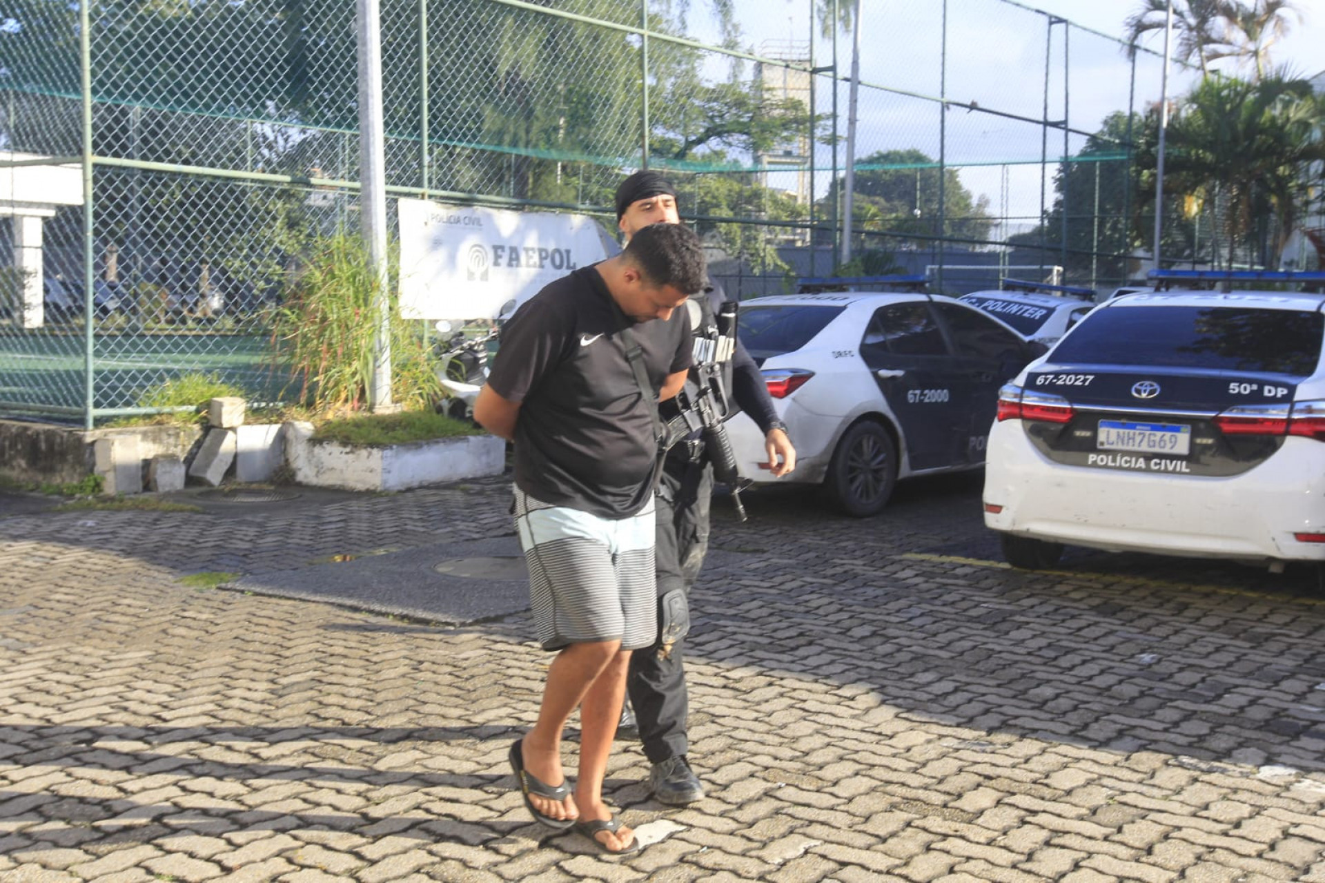 Presos na Operação Contenção foram levados à Cidade da Polícia - Reginaldo Pimenta/Agência O DIA