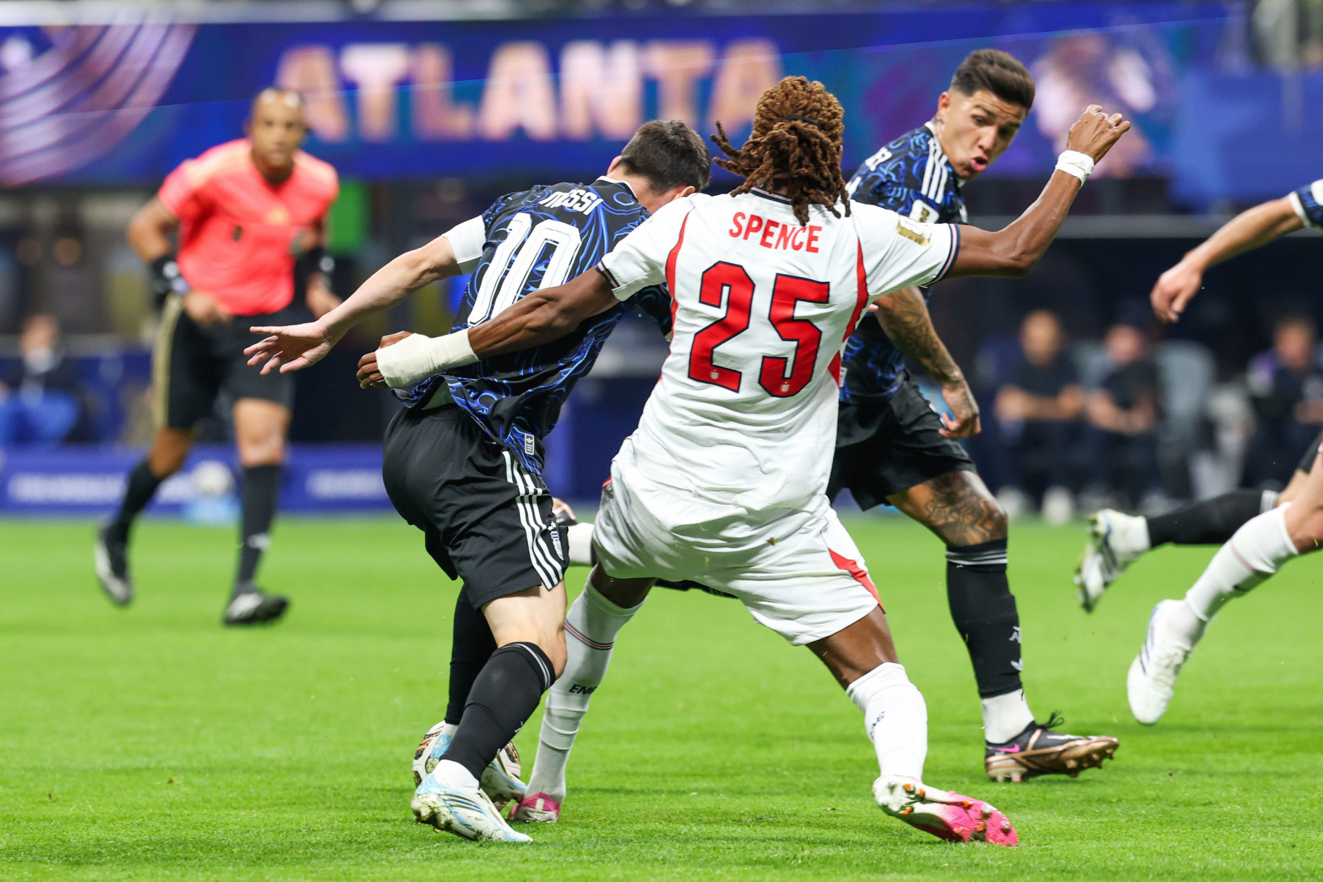 Inglaterra e Argentina se enfrentaram pela semifinal da Copa do Mundo de 2026 - Vanessa Carvalho/Parceiro/Ag&ecirc;ncia O Dia