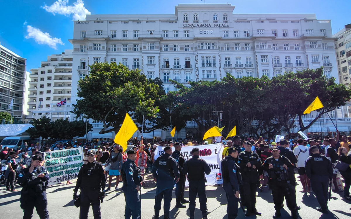O ato aconteceu em frente ao Copacabana Palace, na Zona Sul
- Divulgação