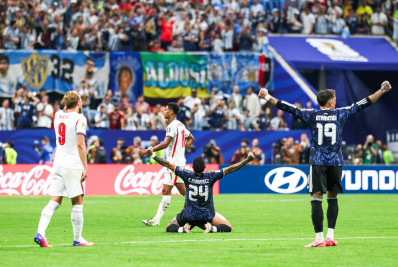 Classificação heroica da Argentina é o destaque do dia na Copa
