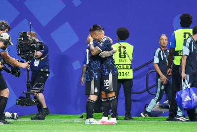 Herói da Argentina, Lautaro Martínez se emociona: 'Sonhei com isso'