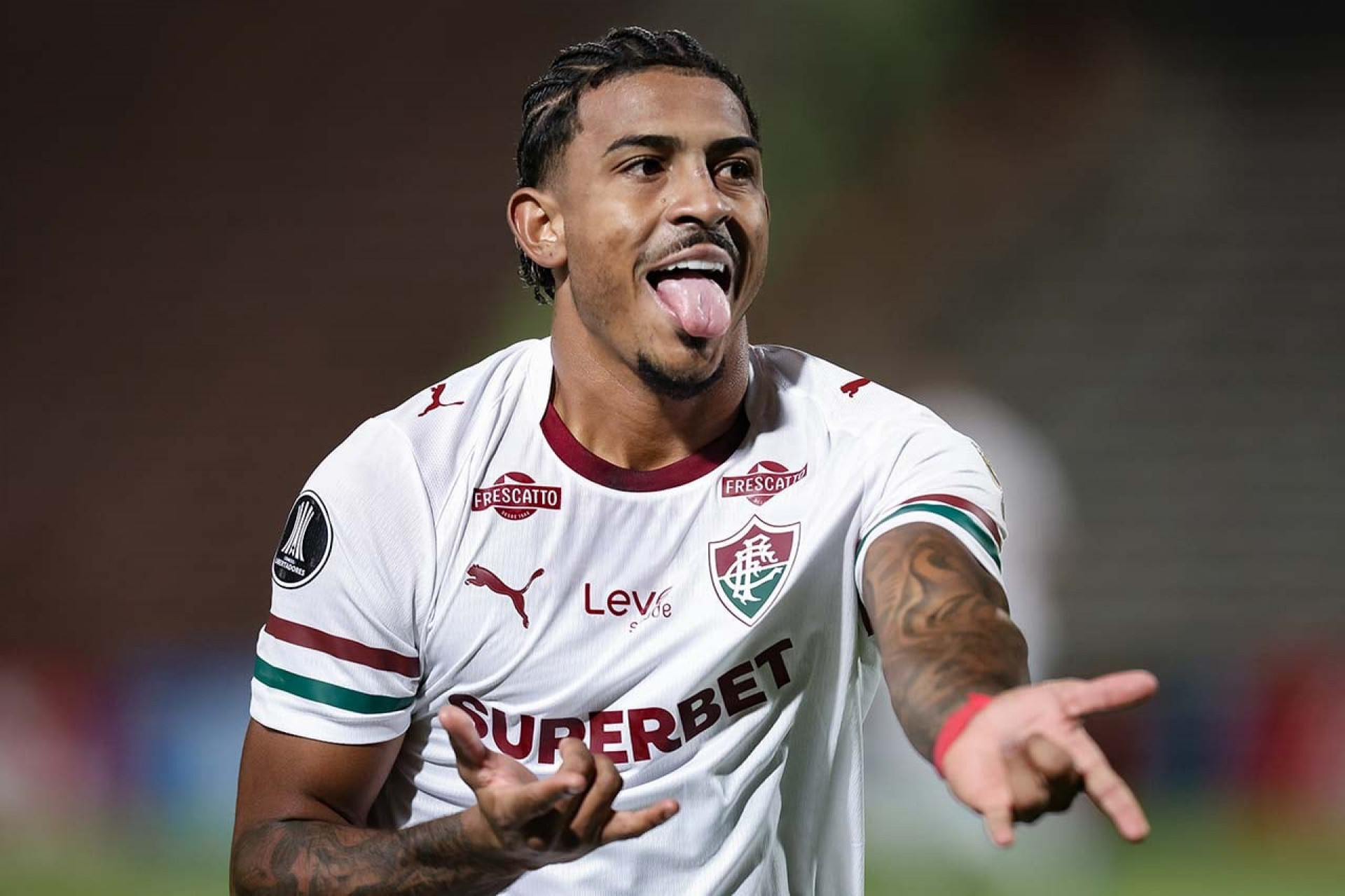 Fluminense faz exig&ecirc;ncia &agrave; Lazio (ITA) por John Kennedy