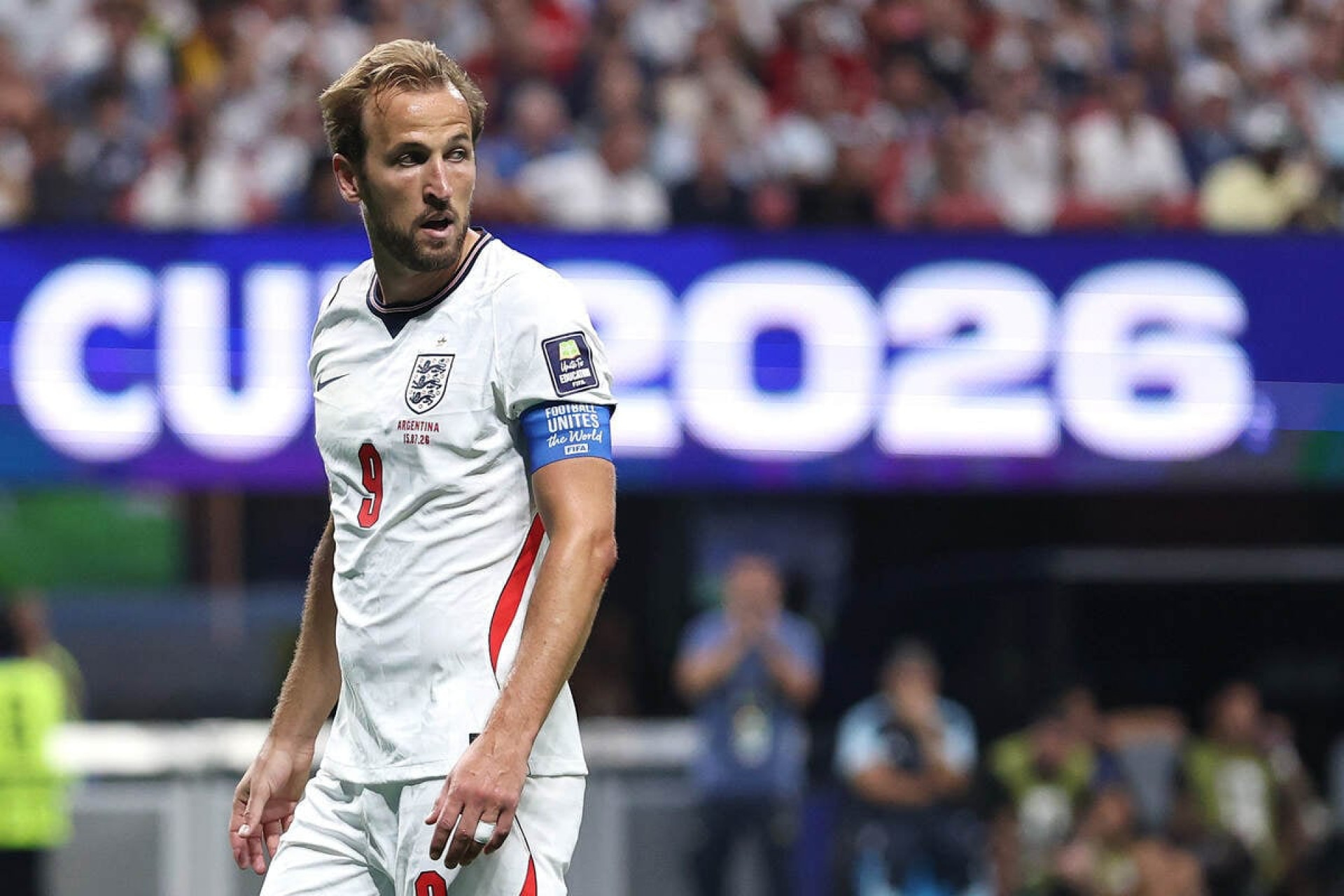 Kane abre o jogo sobre elimina&ccedil;&atilde;o da Inglaterra na Copa: “Estou devastado”