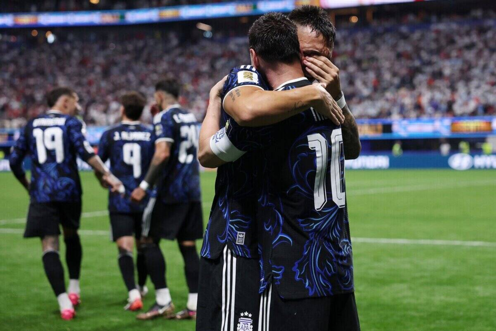 Argentina iguala Brasil e chega &agrave; s&eacute;tima final de Copa do Mundo