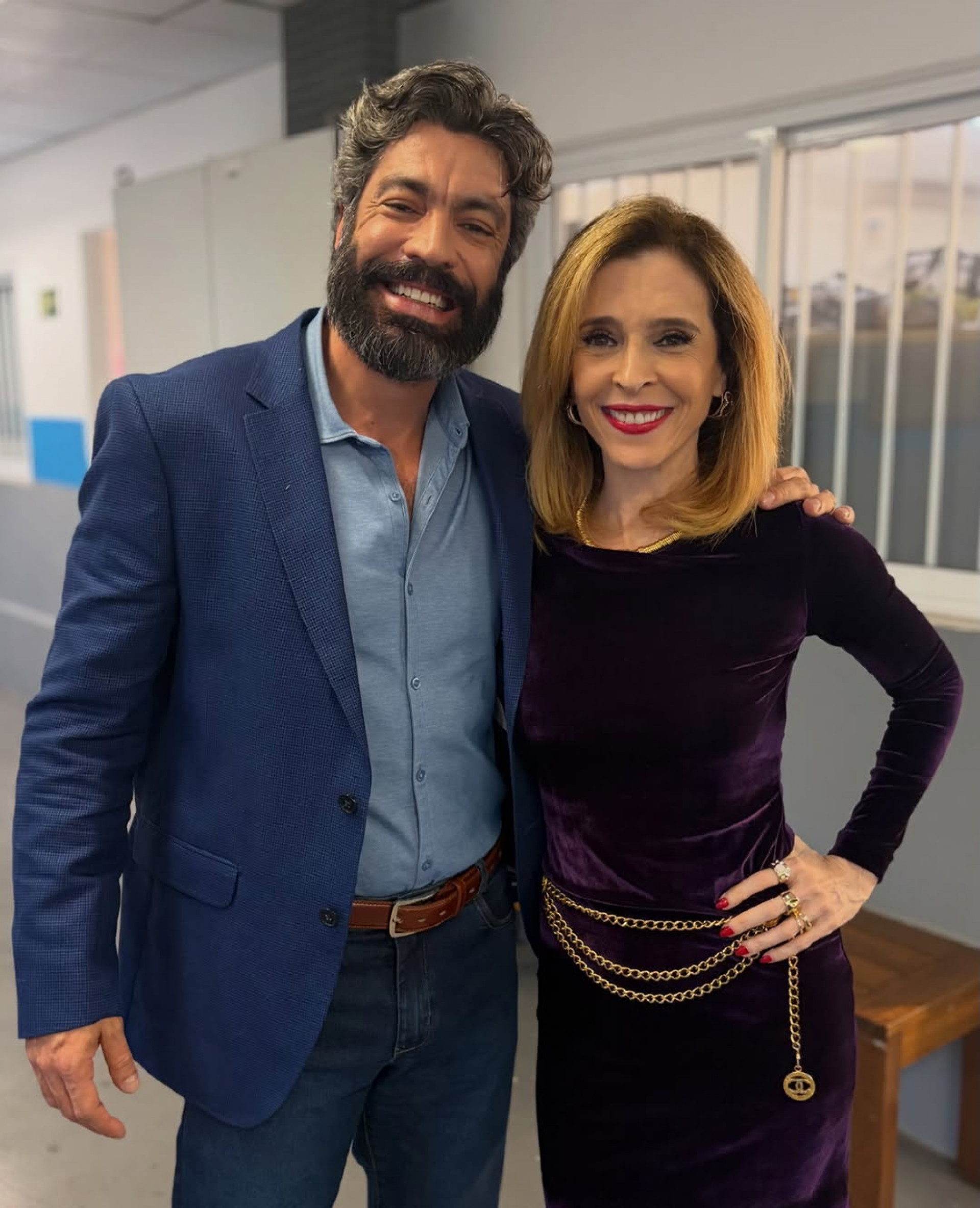 Vandré Silveira e Deborah Evelyn são os intérpretes de Edson e Carmita em \'Quem Ama Cuida\'