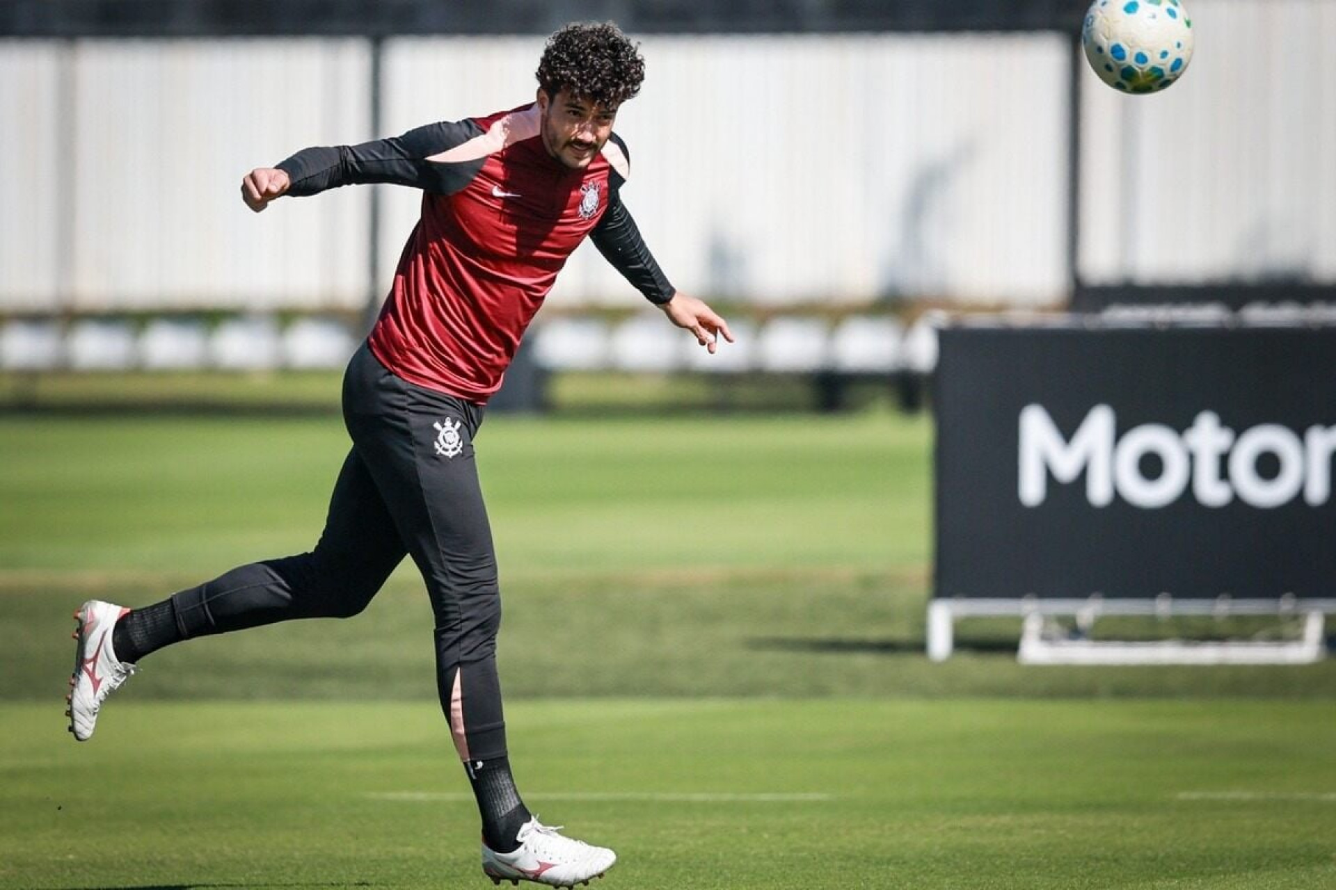 Gustavo Henrique volta e Corinthians ganha refor&ccedil;os na reta final da prepara&ccedil;&atilde;o