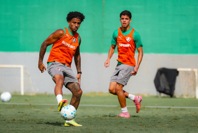 John Kennedy aprova ida à Lazio, mas não pressionará o Fluminense