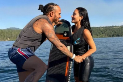 Assumidos? Lewis Hamilton publica fotos românticas com Kim Kardashian nas redes