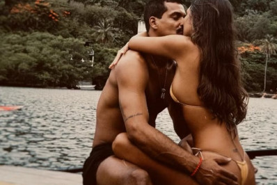 Mell Muzzillo compartilha fotos românticas com Marcello Melo Jr.