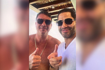 Flávio minimiza registro com 'Sicário': 'Tiro foto com todo mundo'