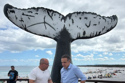 Alinhados, Hugo Leal e Marcelo Magno projetam Arraial do Cabo como capital das jubartes