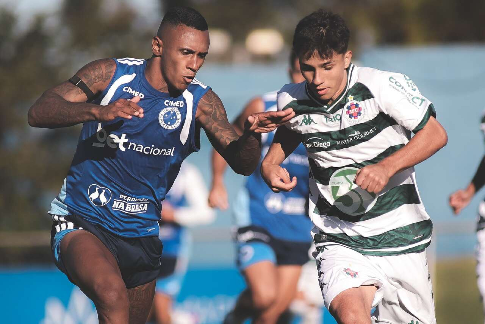 Cruzeiro massacra o Ipatinga em mais um jogo-treino