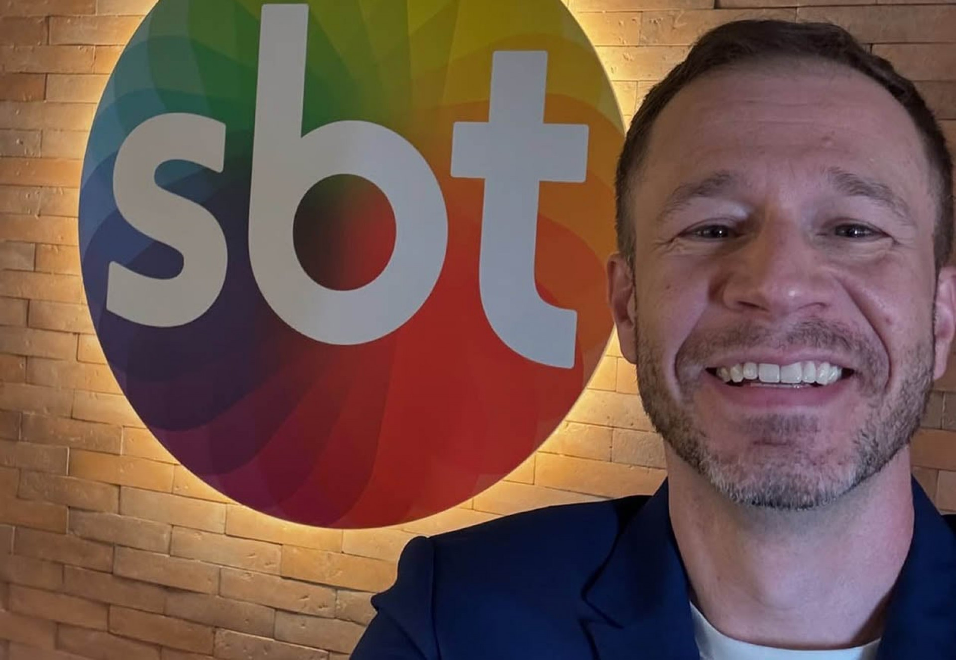 SBT usa TV aberta para conseguir renova&ccedil;&atilde;o da Champions League junto &agrave; Warner