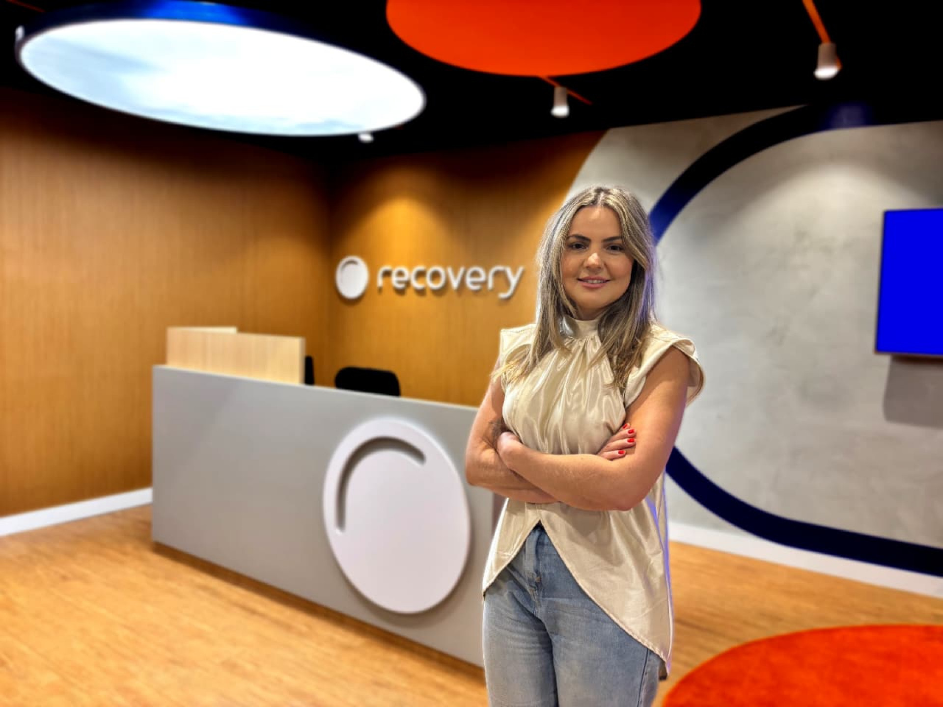 Camila Rodrigues recomenda negociar com a financeira antes da busca e apreens&atilde;o - Divulga&ccedil;&atilde;o