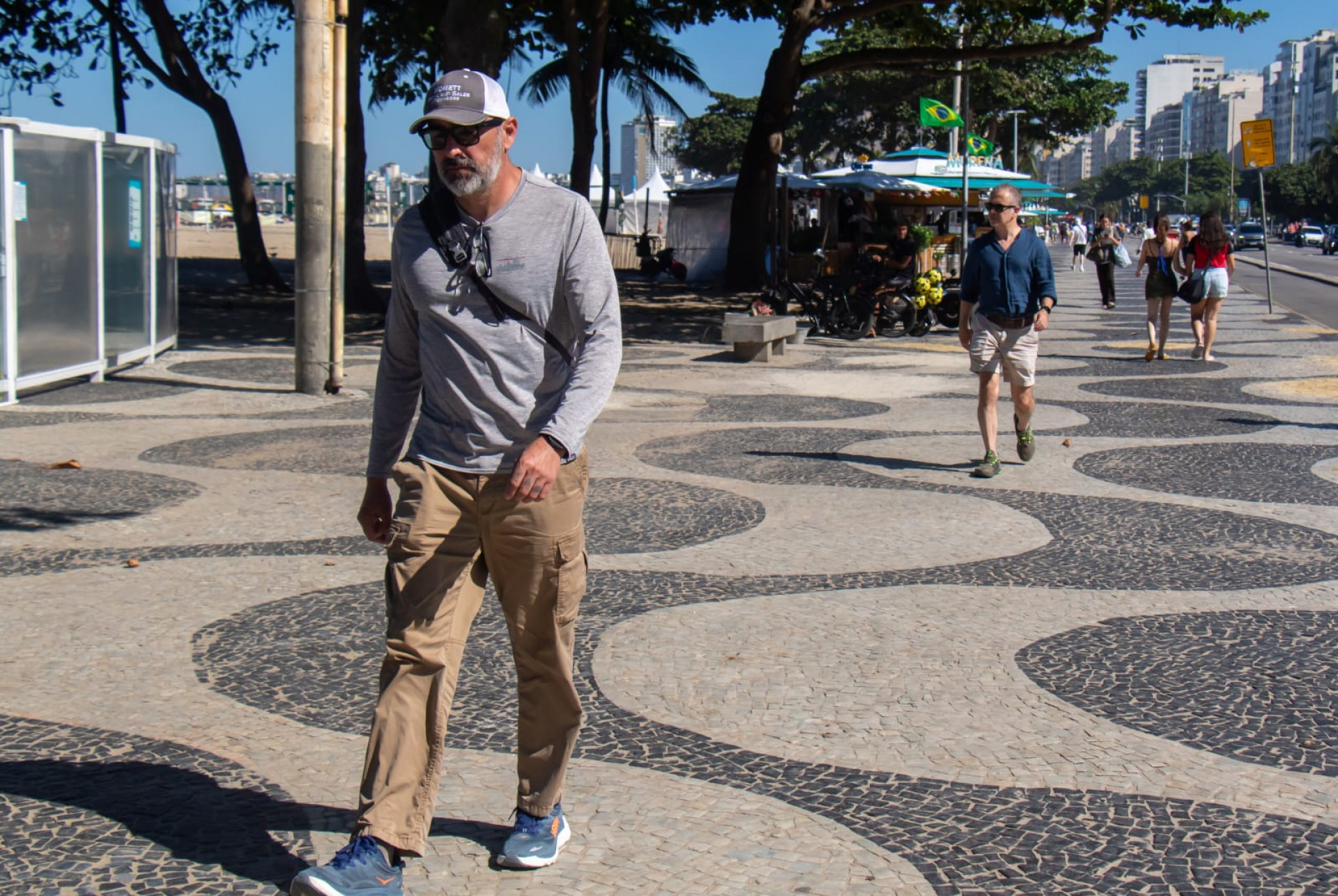 Movimentação na orla de Copacabana, na Zona Sul do Rio - Érica Martin / Agência O DIA