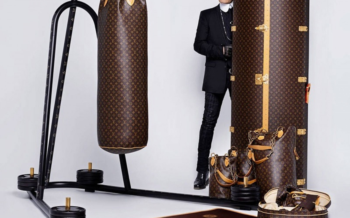Estilista Karl Lagerfeld criou o Punching Trunk