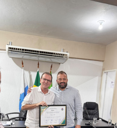 Câmara de Seropédica homenageia Eduardo Paes com moção de aplausos