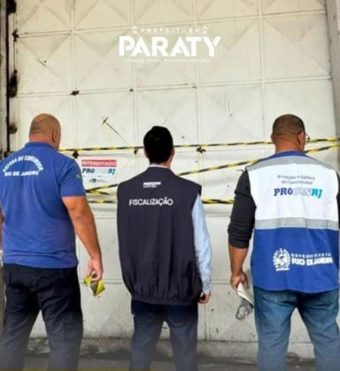 Procon interdita estoque e descarta 154 kg de alimentos em Paraty