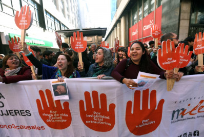 Chile debate projeto que exige ouvir batimentos antes de aborto